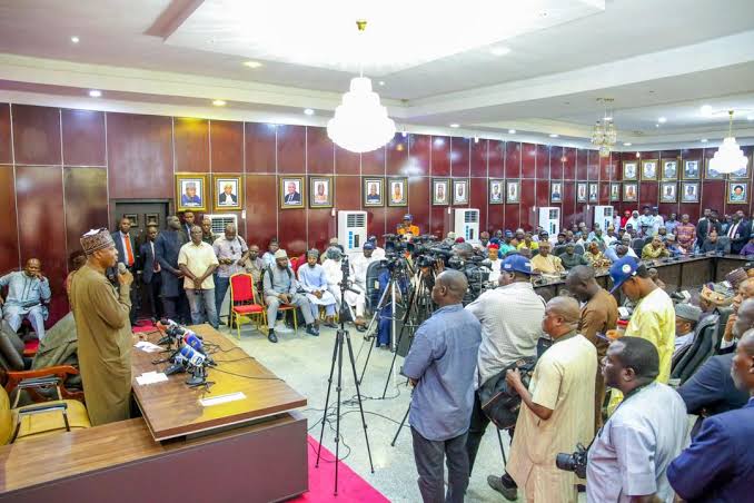 I will Unite Nigeria -Saraki